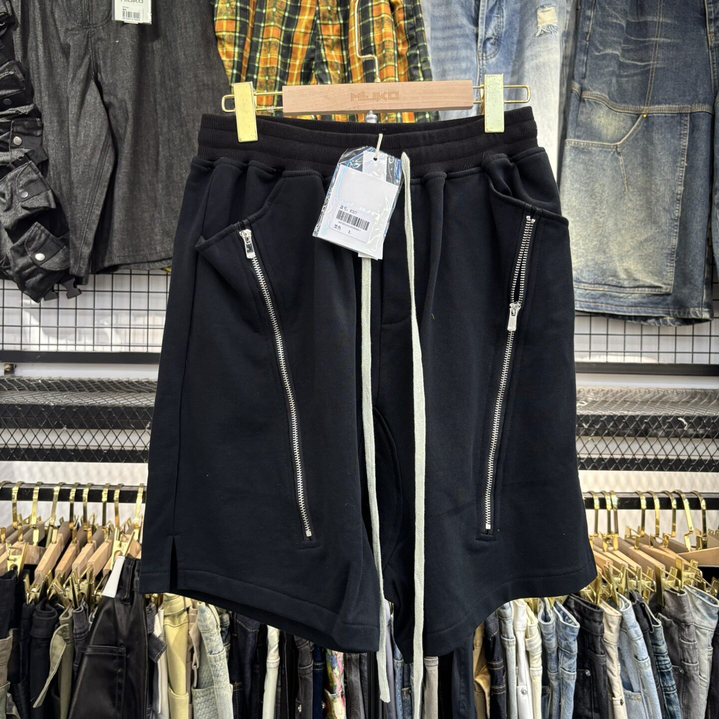 MIJKO Black Dark Grey Shorts M – Mens Fashion Dark Grey Pants recenzja i cena